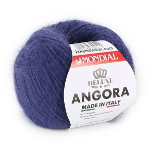 Angora garn fra Mondial.