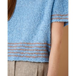 T-shirt med sadelskulder &amp; striber  Gratis med k�b af garn til opskriften.
