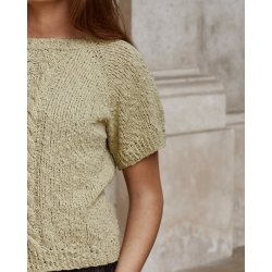 Raglan T-shirt med snoninger.  Gratis med k�b af garn til opskriften.