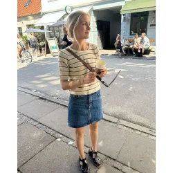 Amlie Tee af PetiteKnit