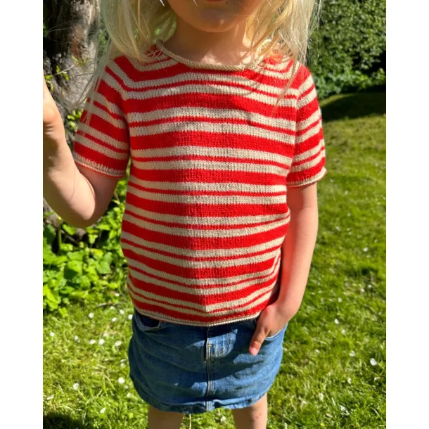 Amlie Tee Junior af PetiteKnit 