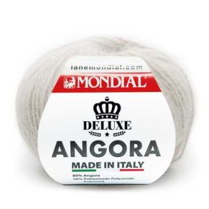 Angora garn fra Mondial.