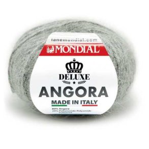 Angora garn fra Mondial.