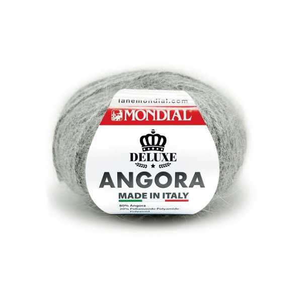 Angora garn fra Mondial.