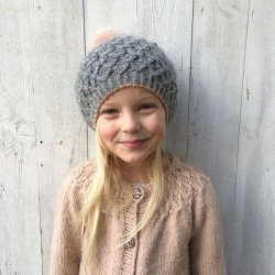 Anna - Roses Baskerhue.