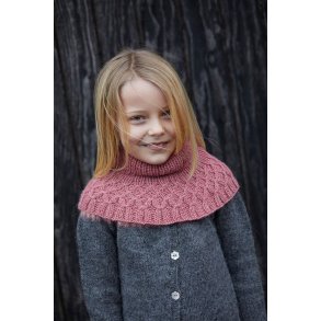 Anna-Roses Halsedisse.