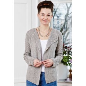 Cardigan i hulmnster og retstrikning.
