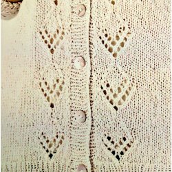 Lsthngende cardigan i Novara Paillet garn.