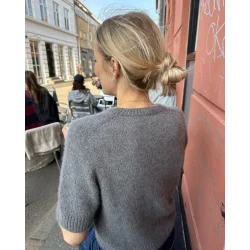 Maggie Cardigan af PetiteKnit