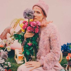 Lettere end du tror af Oh Land / Nanna �land.  Gratis sammen med min. 3 n�gler Bella / Bella Color.